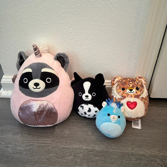 Squishmallow Bundle of Panda, Border Collie, Saber Toothed Tiger and Xam - Picture 1 of 11